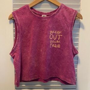 NWOT Zumba Sleeveless Graphic Crop Top